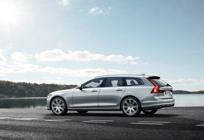 Illustration for article titled The 2017 Volvo V90 Is Beautifully Wagon-Tastic